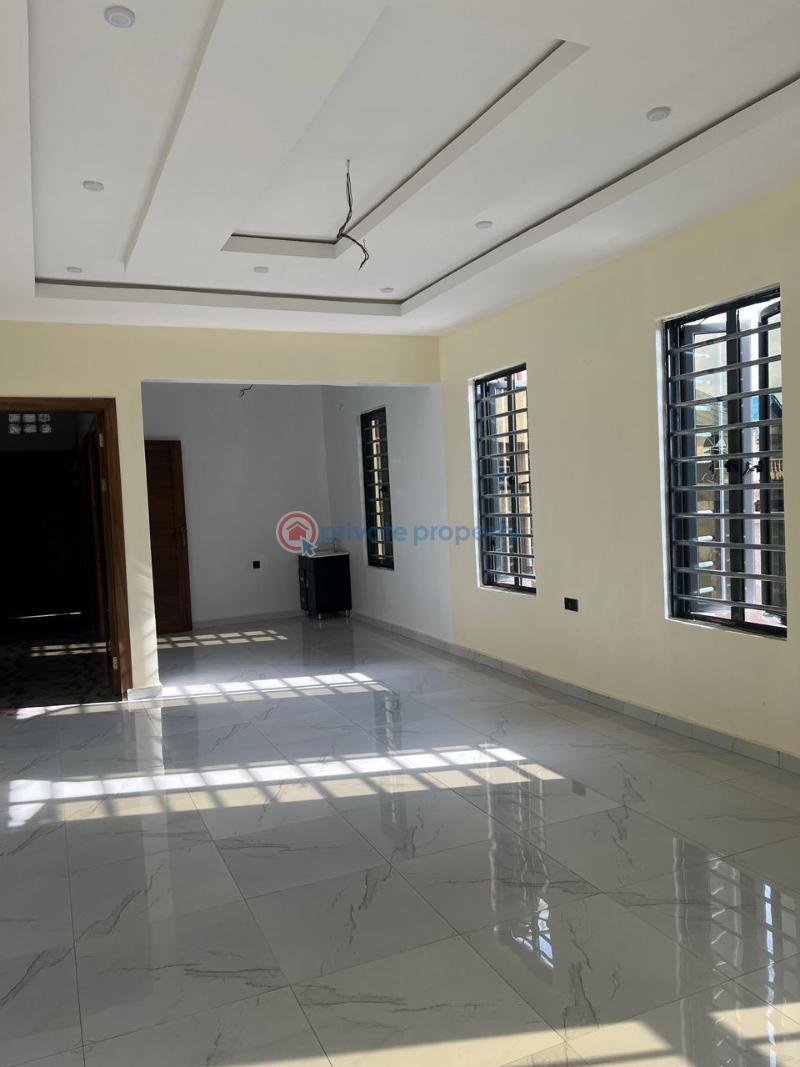 3 bedroom Bungalow For Sale Transekulu Enugu Suburb Enugu Area  - 2