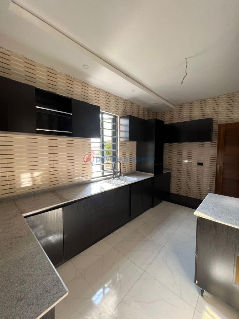 3 bedroom Bungalow For Sale Transekulu Enugu Suburb Enugu Area  - 5