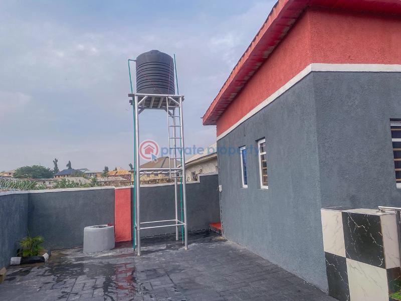 House For Sale Location* : Karinkapo Estate, Tipper Garage , Akala Express Ibadan. Ibadan Oyo - 15