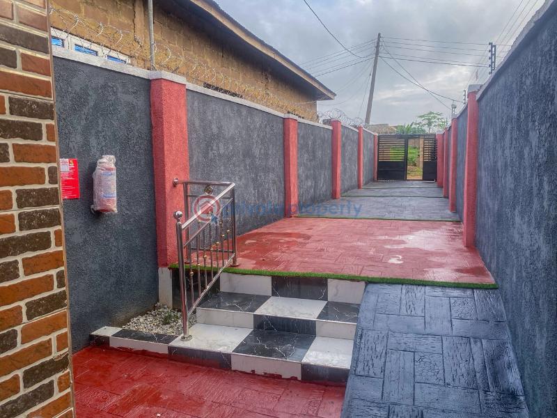 House For Sale Location* : Karinkapo Estate, Tipper Garage , Akala Express Ibadan. Ibadan Oyo - 13
