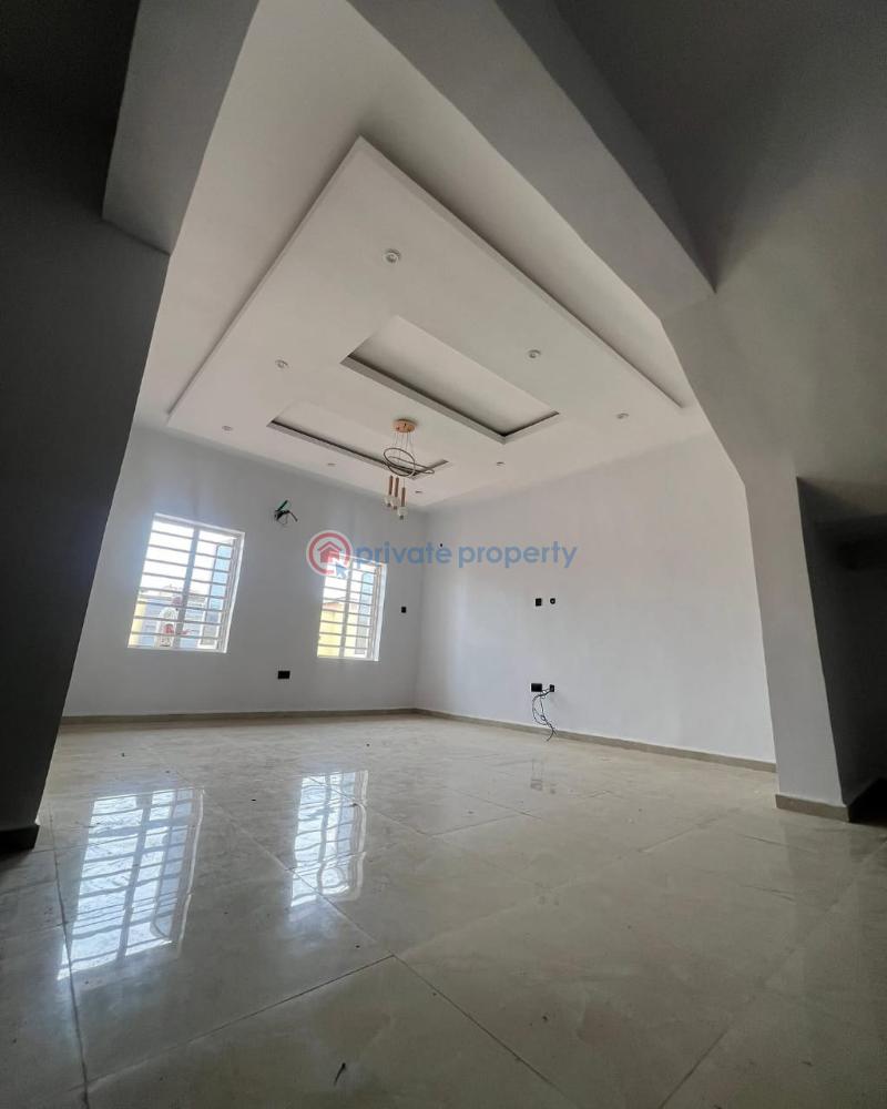 4 bedroom Semi detached Duplex For Sale Dopemu Cement Close To Ikeja Dopemu  Agege Lagos - 3