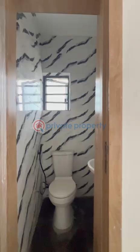 2 bedroom Block Of Flats For Rent Yaba Gra Yaba Lagos - 11