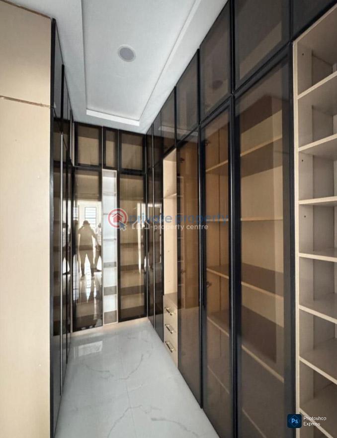 4 bedroom Detached Duplex For Sale Omole Phase I Ikeja  Lagos - 3