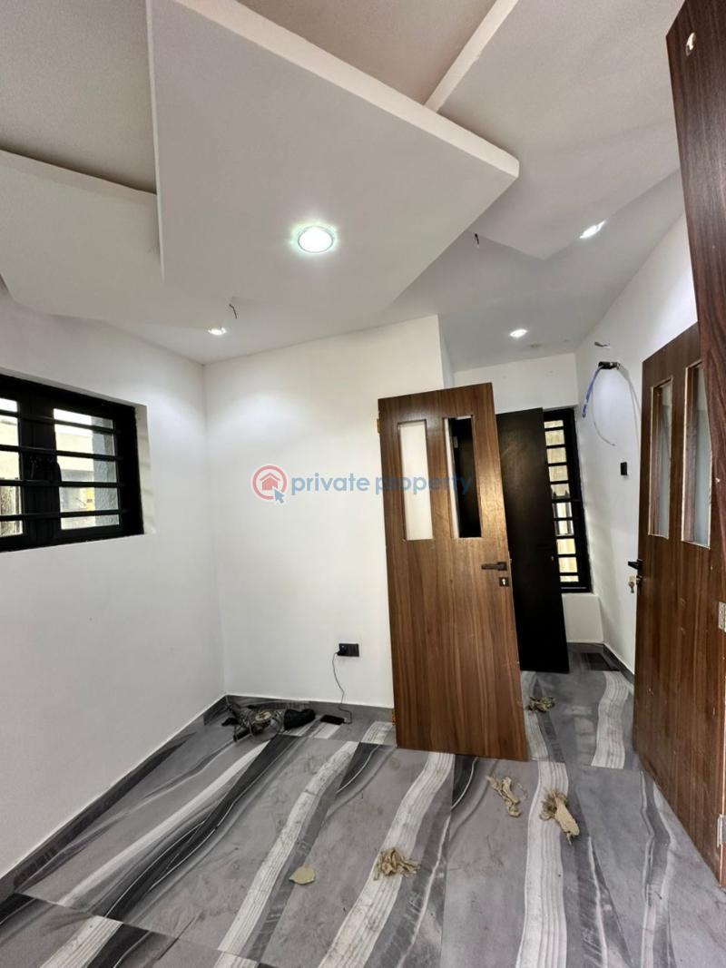 4 bedroom Detached Duplex For Sale Ikolaba Estate, Agodi Gra Agodi Ibadan Oyo - 1