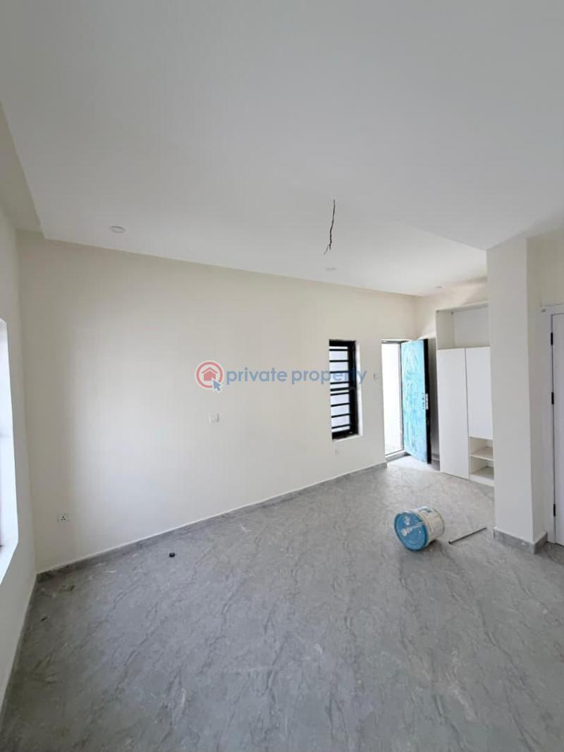 House For Sale Bashorun Housing Estate, Akobo , Ibadan. Ibadan Oyo - 6