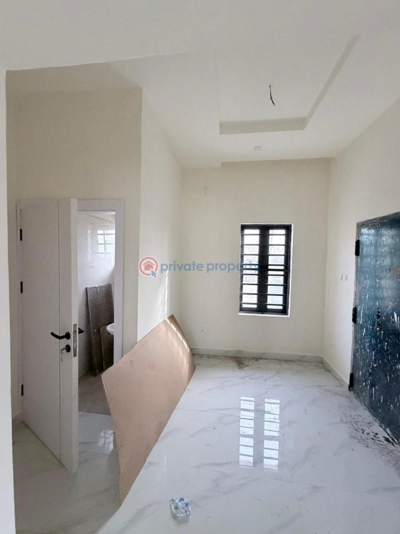 House For Sale Bashorun Housing Estate ( Airforce ), Along General Gas,akobo, Ibadan Basorun Ibadan Oyo - 11