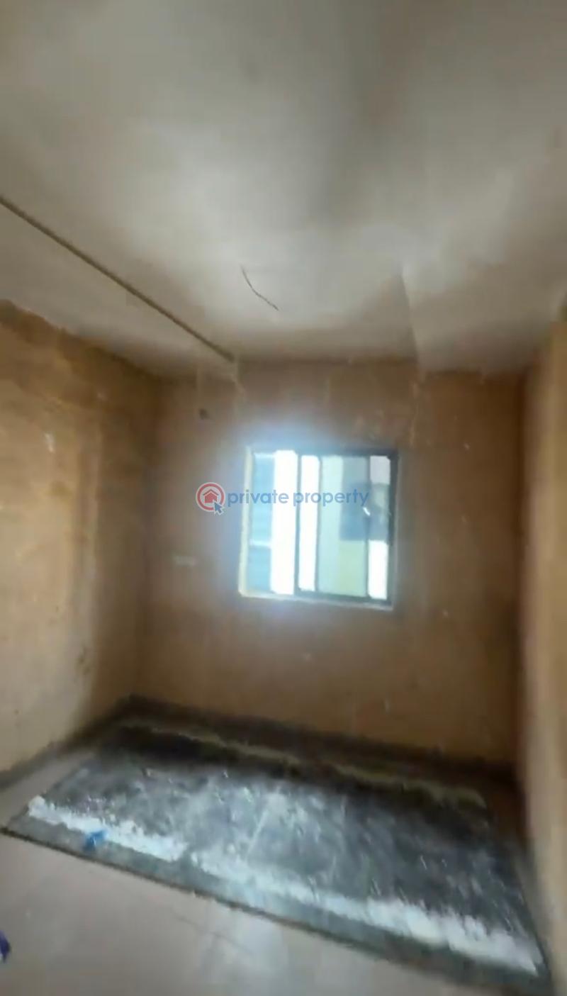 1 bedroom Mini Flat For Rent Palmgrove  Ilupeju Lagos - 1