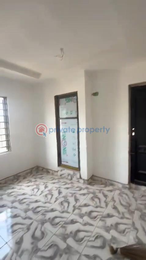 1 bedroom Mini Flat For Rent Off Pedro Road Palmgroove Shomolu Lagos - 4