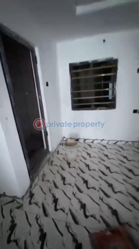 1 bedroom Self Contain For Rent Palm Avenue Mushin Lagos - 3