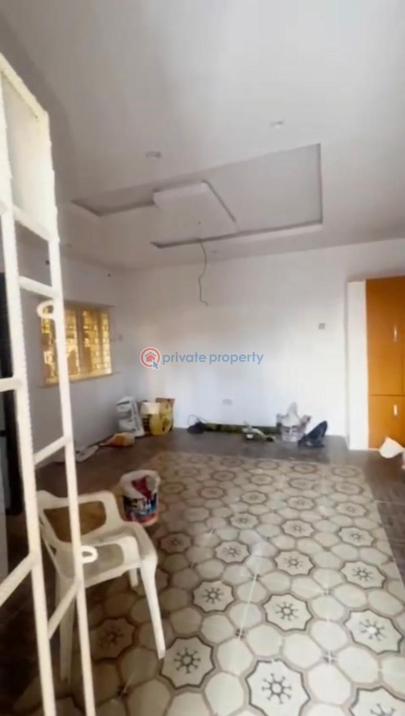 Self Contain For Rent Off University Road Abule Oja Yaba Lagos - 0