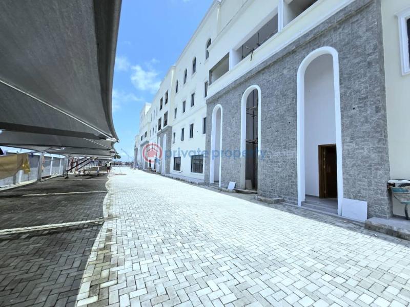 Newly built very spacious waterfront 5 & 4 bedroom terrace duplex - 1 5 bedroom Terraced Duplex For Rent Lekki Phase 1 Lagos - 1