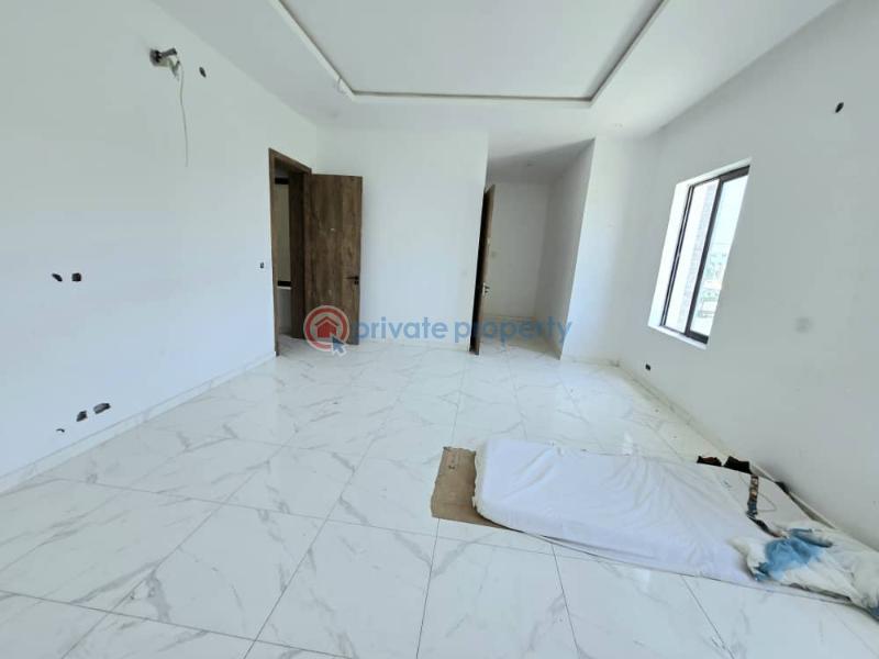 Newly built very spacious waterfront 5 & 4 bedroom terrace duplex - 10 5 bedroom Terraced Duplex For Rent Lekki Phase 1 Lagos - 10