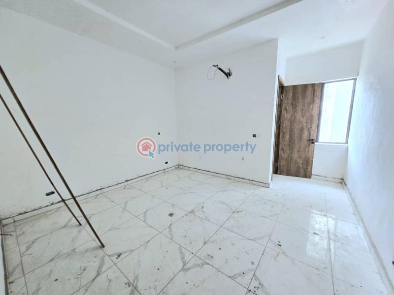 Newly built very spacious waterfront 5 & 4 bedroom terrace duplex - 13 5 bedroom Terraced Duplex For Rent Lekki Phase 1 Lagos - 13