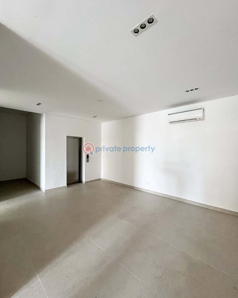 Newly built waterfront 5-bedroom terrace triplex with 2 bq - 13 5 bedroom Terrace For Rent Banana Island Ikoyi Lagos - 13