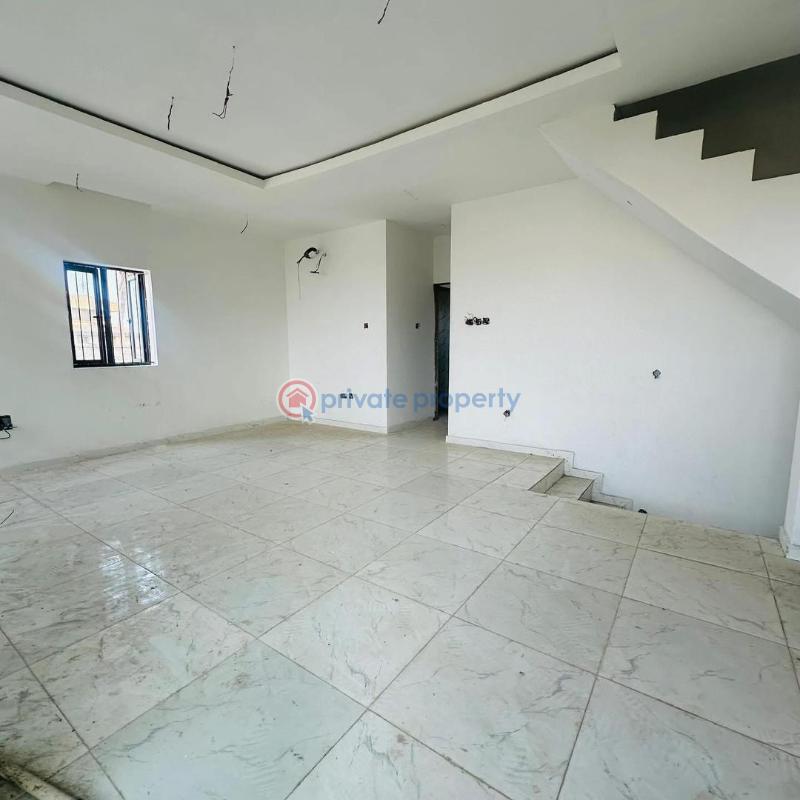 4 bedroom Semi detached Duplex For Sale Obanikoro Shomolu Lagos - 4