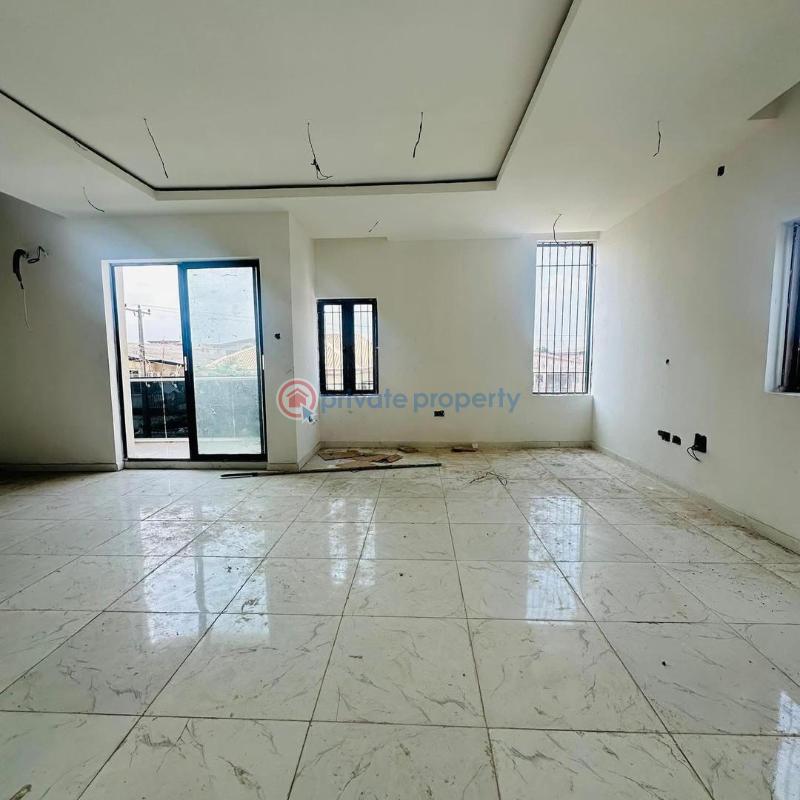 4 bedroom Semi detached Duplex For Sale Obanikoro Shomolu Lagos - 7