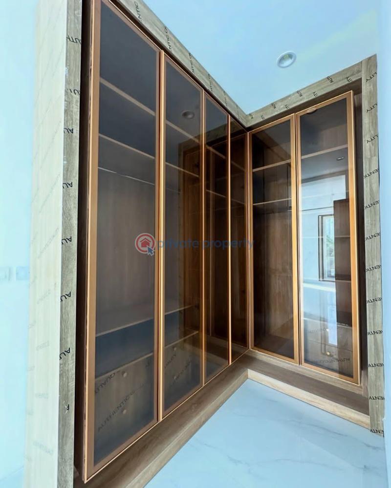 4 bedroom Flat & Apartment For Sale Lekki Phase 1 Lagos - 1