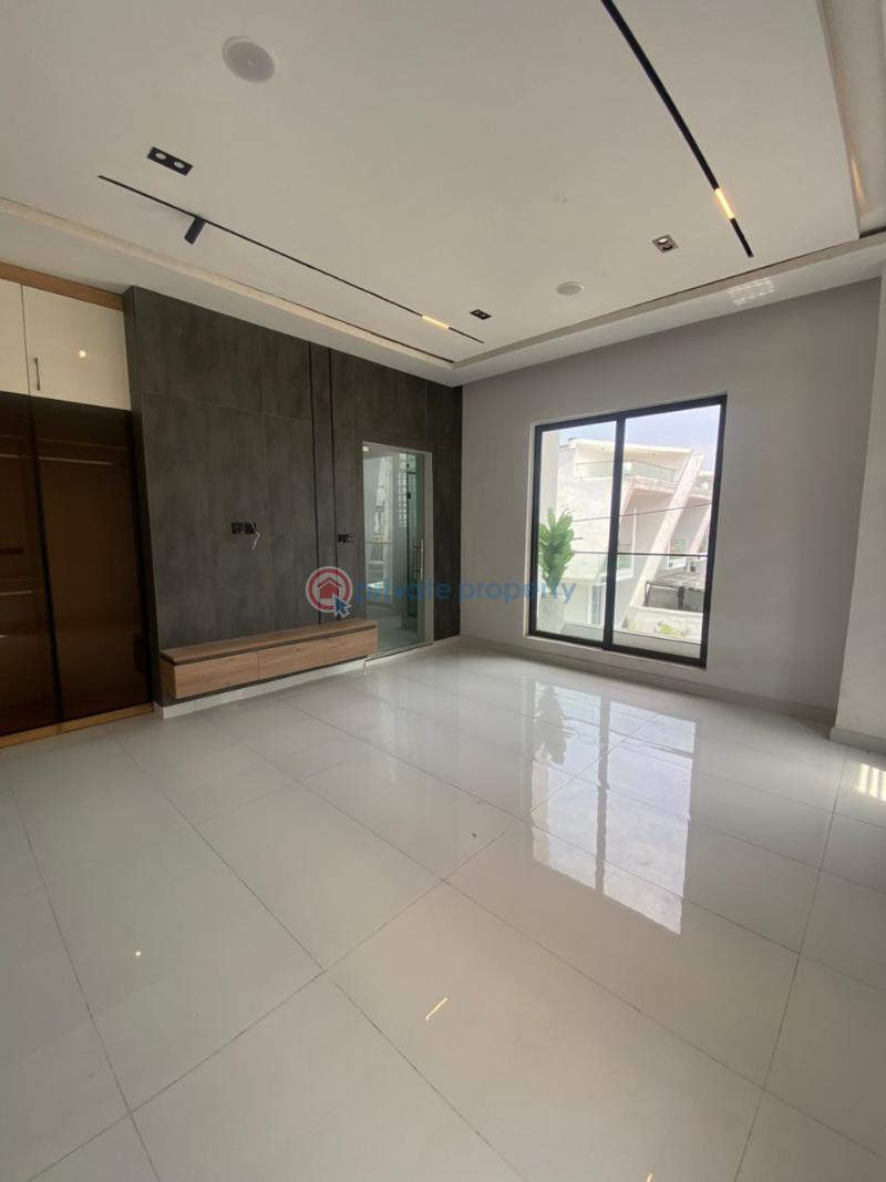 4 bedroom Semi detached Duplex For Sale Ikota Lekki Lagos - 3