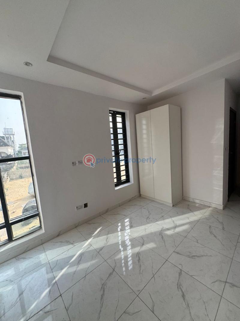 2 bedroom Block Of Flats For Sale Ikate Elegushi Lekki Lagos - 2