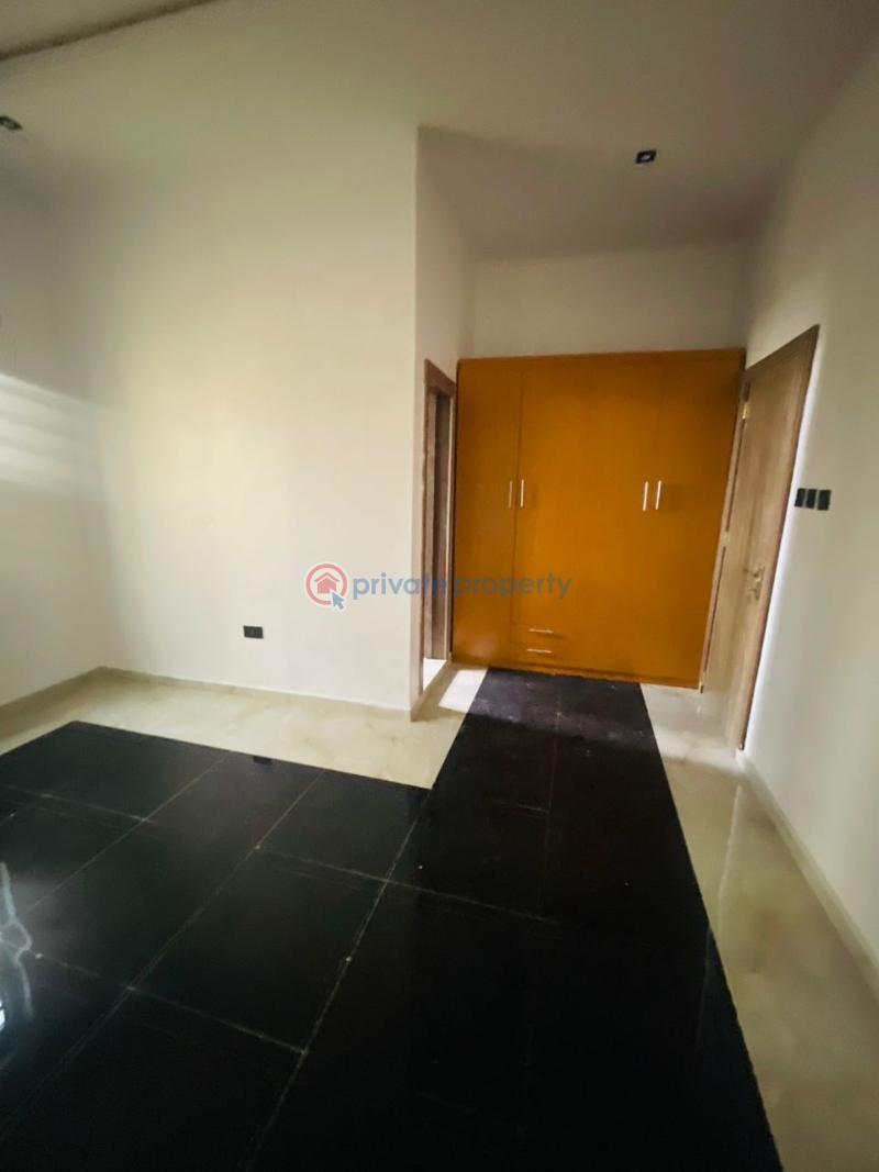 2 bedroom Bungalow For Sale Ayoola Drive, New Bodija Ibadan Oyo - 9