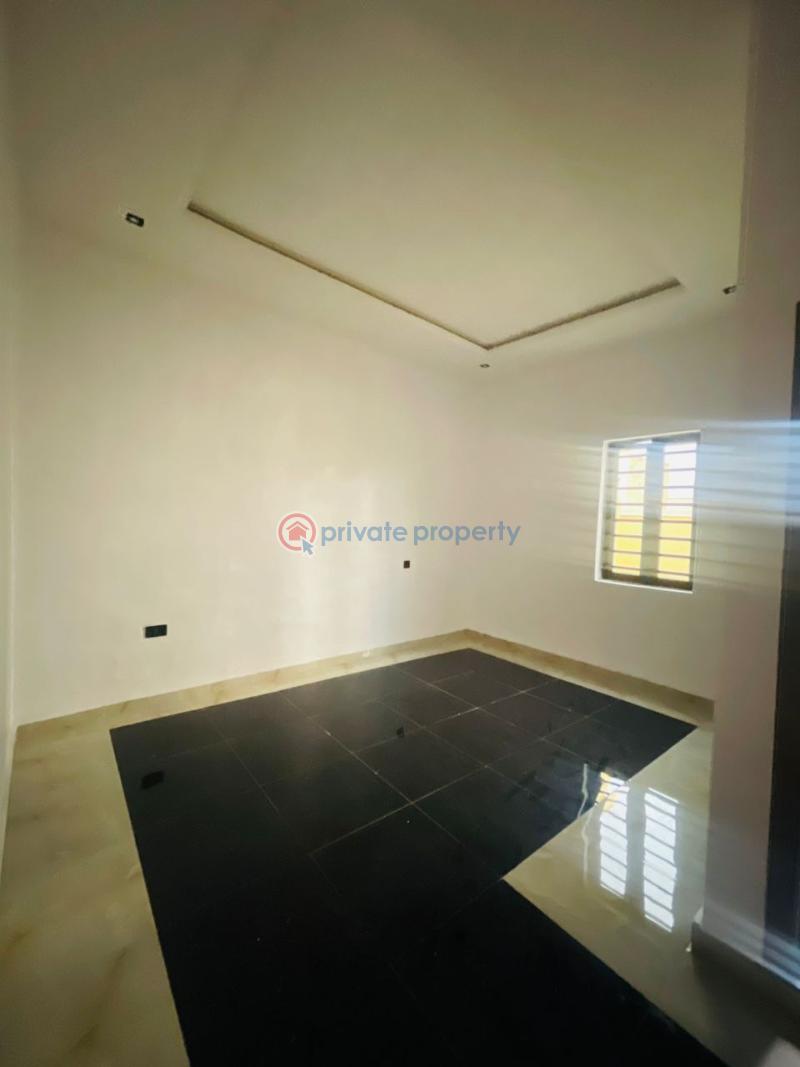 2 bedroom Bungalow For Sale Ayoola Drive, New Bodija Ibadan Oyo - 10