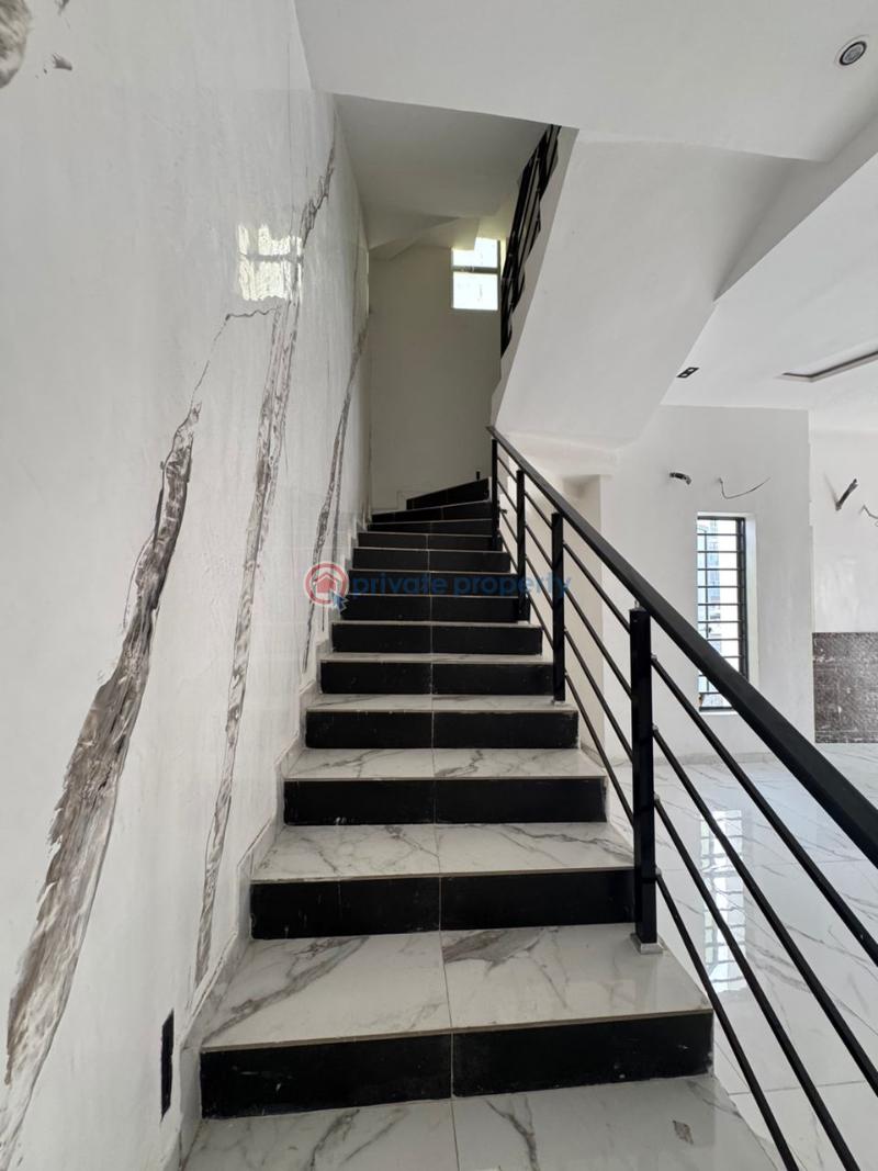 5 bedroom Semi detached Duplex For Sale Ikate Elegushi Lekki Lagos - 10