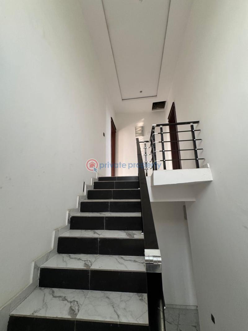 5 bedroom Semi detached Duplex For Sale Ikate Elegushi Lekki Lagos - 6