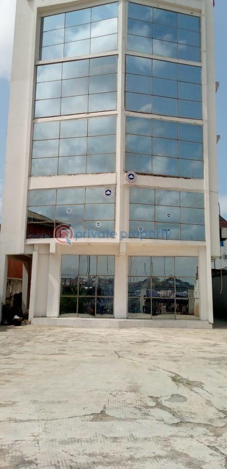 Commercial Property For Sale Odunade Market, Orile Coker, Orile Lagos - 3