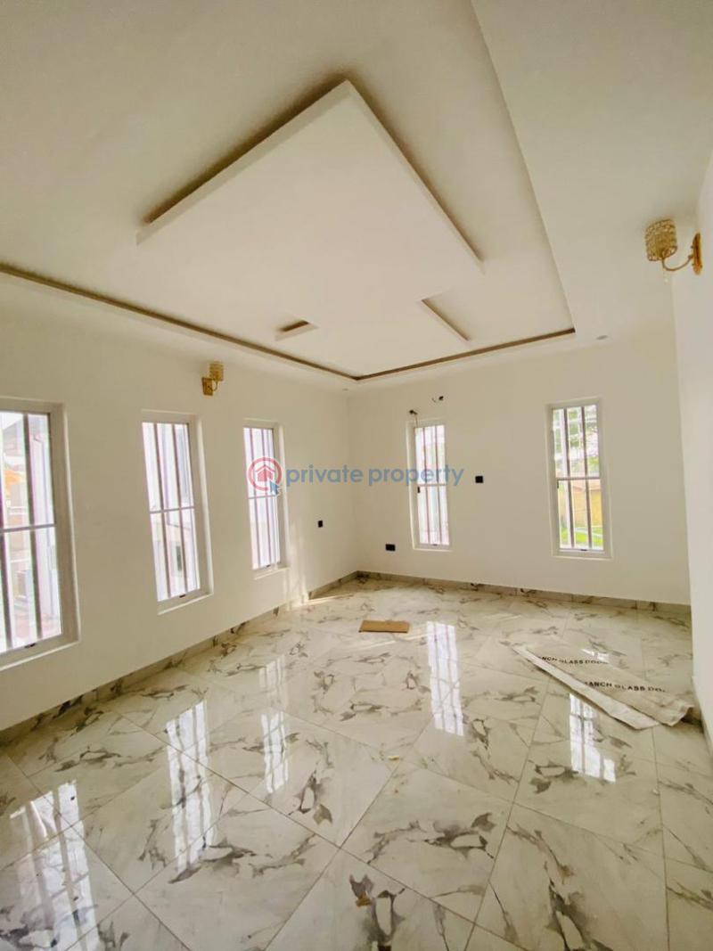 House For Sale 📍location Calrton Gate Estate, Akobo Ibadan. Ibadan Oyo - 5