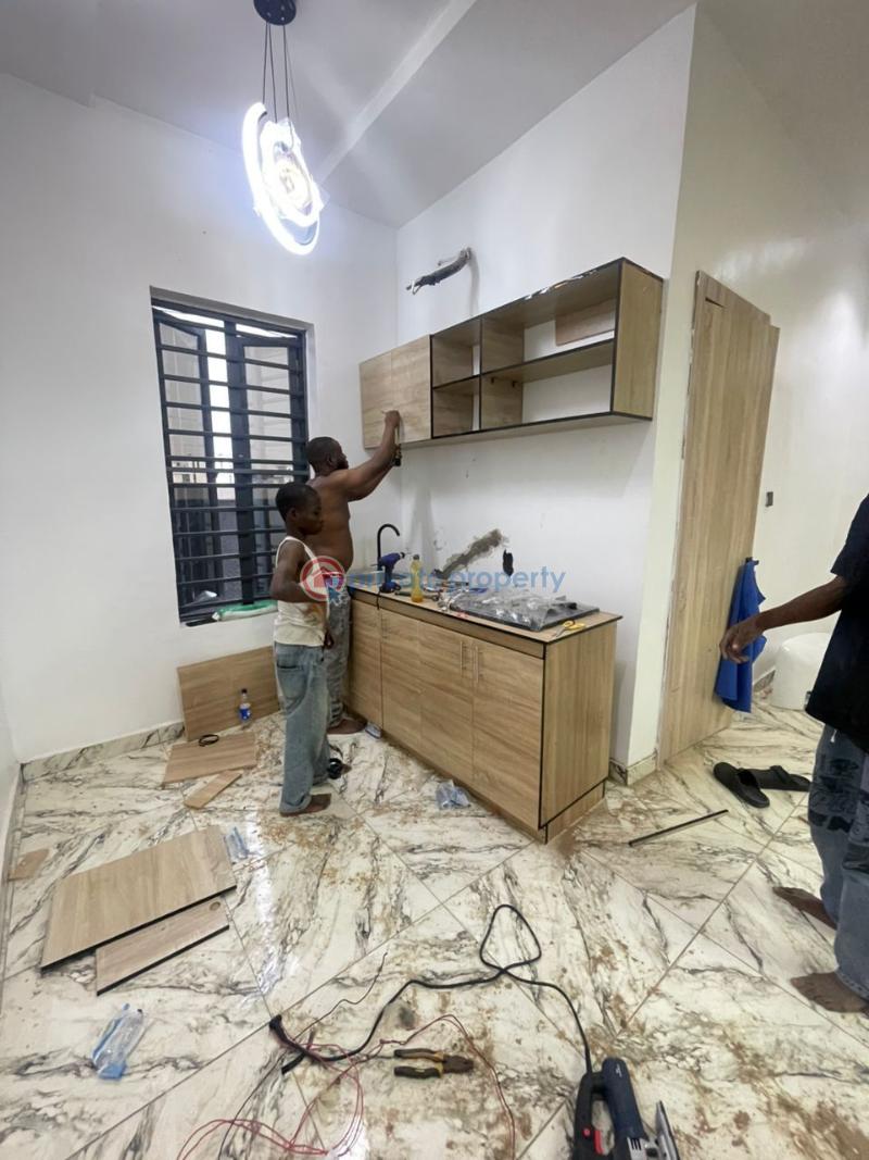 Newly constructed studio apartment with open plan kitchen - 2 1 bedroom Studio Apartment For Rent After Roundabout Orchid Road Lekki Lagos - 2