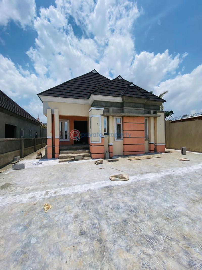 House For Sale Bashorun Housing Estate, Opp Kolapo Ishola Gra, Akobo Ibadan. Ibadan Oyo - 0