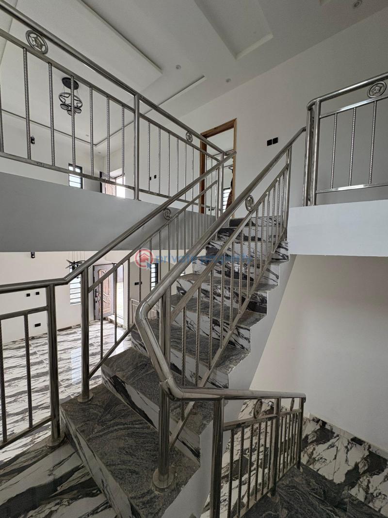 4 bedroom Detached Duplex For Sale Kolapo Ishola Gra Akobo Ibadan Oyo - 8