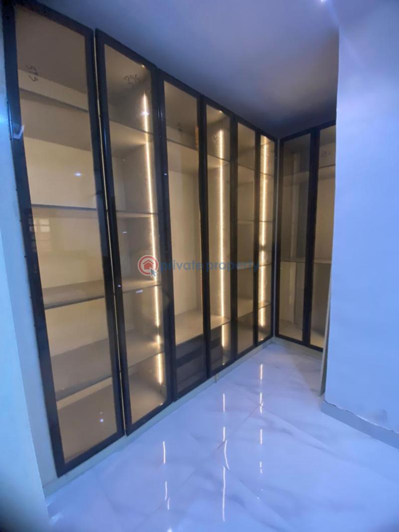 3 bedroom Flat & Apartment For Sale Lekki Phase 1 Lagos - 1
