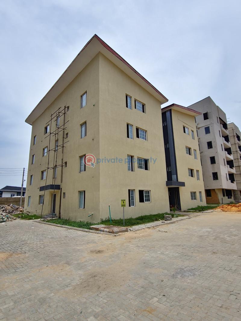 1 bedroom Mini Flat For Sale Ogunlana Drive Ogunlana Surulere Lagos - 0