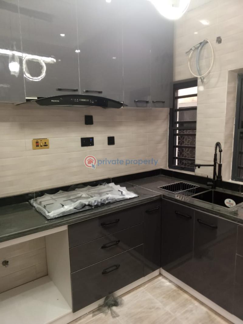 3 bedroom Terrace For Sale Orisunbare Shasha Alimosho Lagos - 11