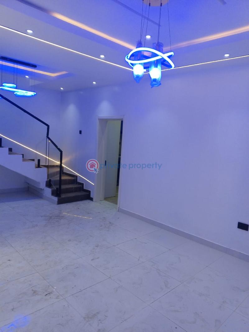 3 bedroom Terrace For Sale Orisunbare Shasha Alimosho Lagos - 12