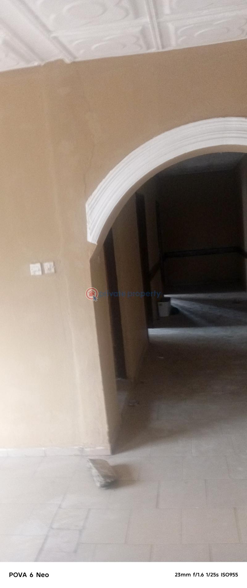 2 bedroom Block Of Flats For Rent Agege Pen Cinema Lagos Pen Cinema Agege Lagos - 1