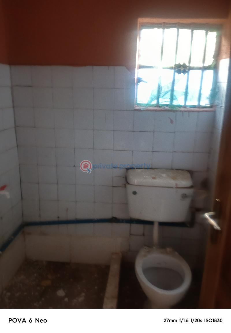 Newly refurbished 2bed with more - 11 2 bedroom House For Rent Aboru Iyana Ipaja Road Lagos Iyana Ipaja Lagos - 11