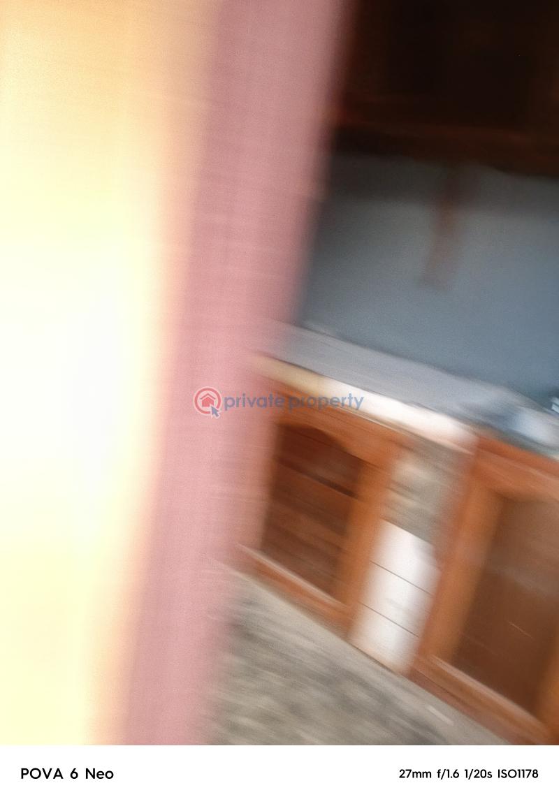 Newly refurbished 2bed with more - 5 2 bedroom House For Rent Aboru Iyana Ipaja Road Lagos Iyana Ipaja Lagos - 5