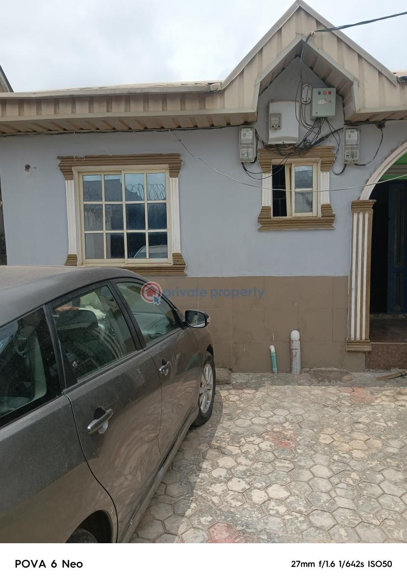 2 bedroom Bungalow For Rent An Estate In Aboru Iyana Ipaja Road Lagos Iyana Ipaja Lagos - 0