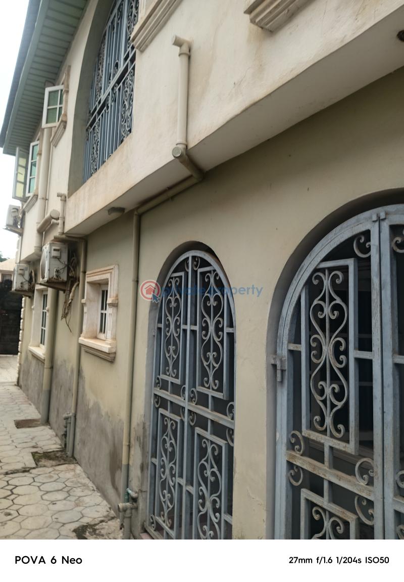 Newly refurbished 3bed - 1 3 bedroom Block Of Flats For Rent Hilltop Estate Aboru Iyana Ipaja Road Lagos Iyana Ipaja Lagos - 1