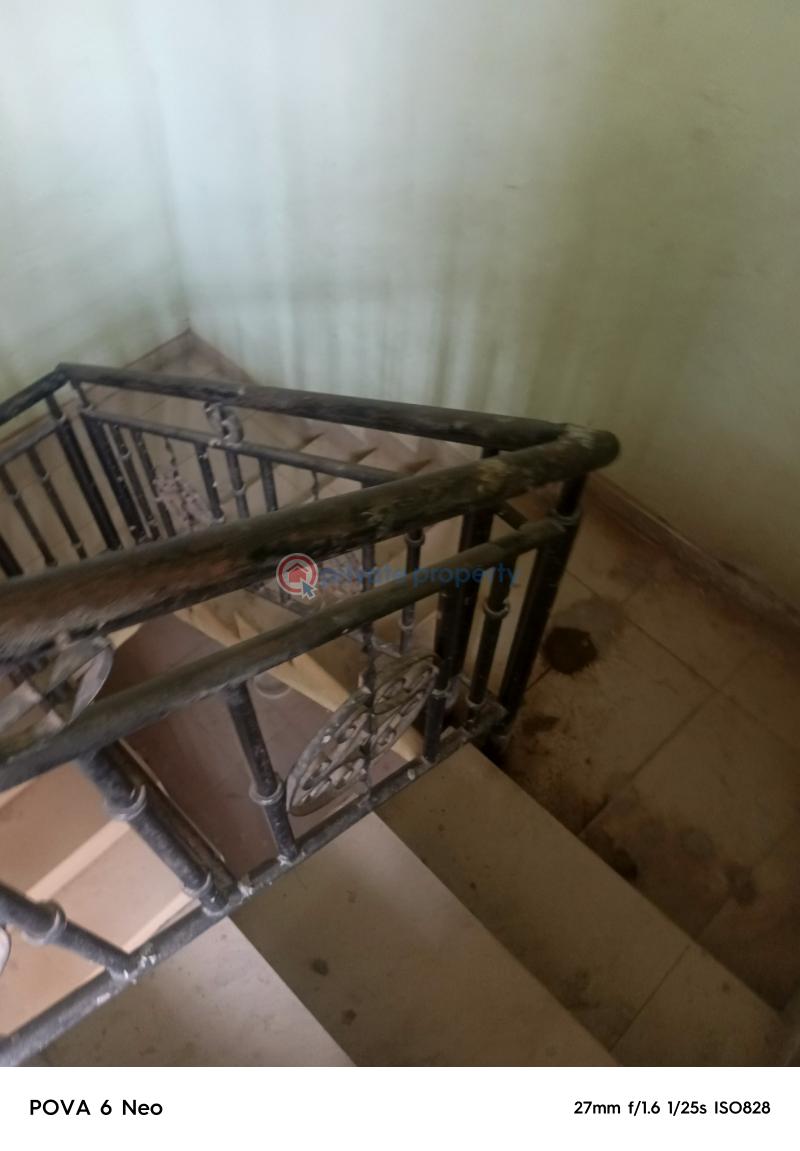 Newly refurbished 3bed - 8 3 bedroom Block Of Flats For Rent Hilltop Estate Aboru Iyana Ipaja Road Lagos Iyana Ipaja Lagos - 8