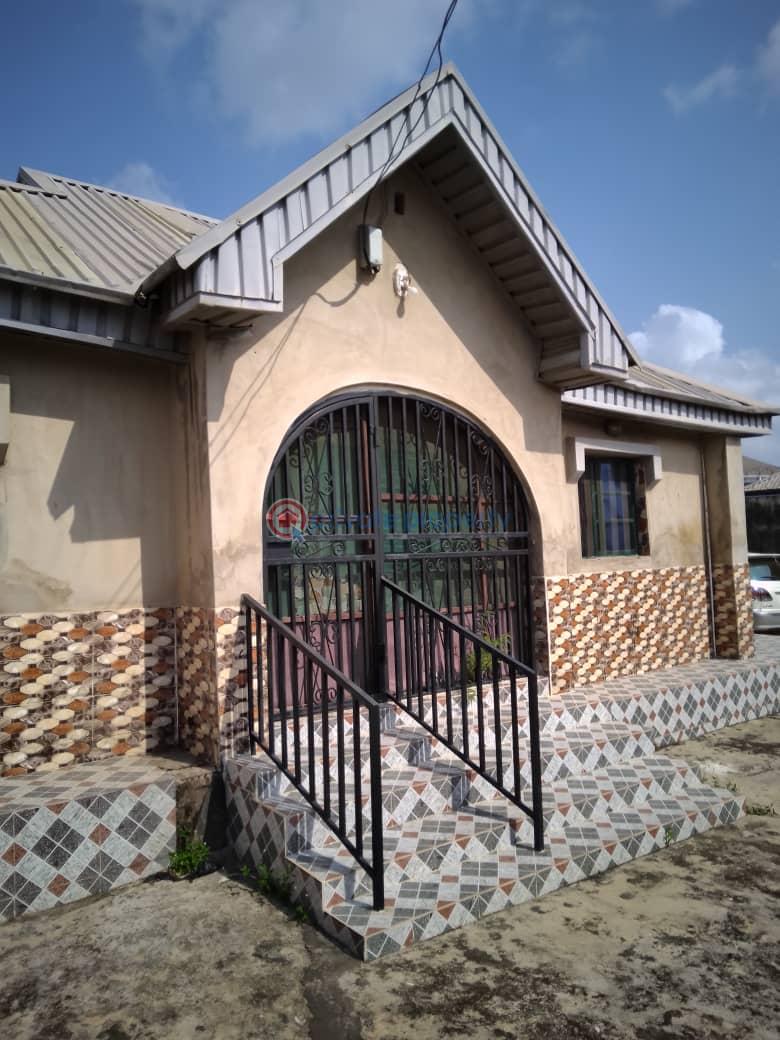 3 bedroom Detached Bungalow For Sale Surulere Estate Alagbado Lagos State Alagbado Abule Egba Lagos - 1