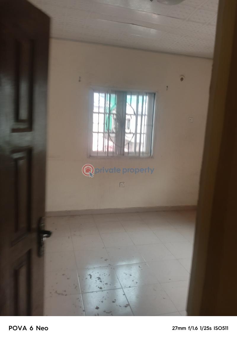 Newly refurbished 3bed - 12 3 bedroom Block Of Flats For Rent Hilltop Estate Aboru Iyana Ipaja Road Lagos Iyana Ipaja Lagos - 12