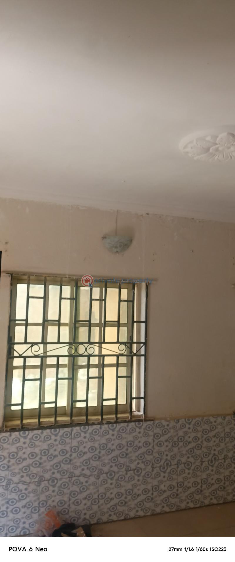 Newly refurbished mini flat - 5 1 bedroom Mini Flat For Rent Giwa Aboru Iyana Ipaja Road Lagos Iyana Ipaja Lagos - 5