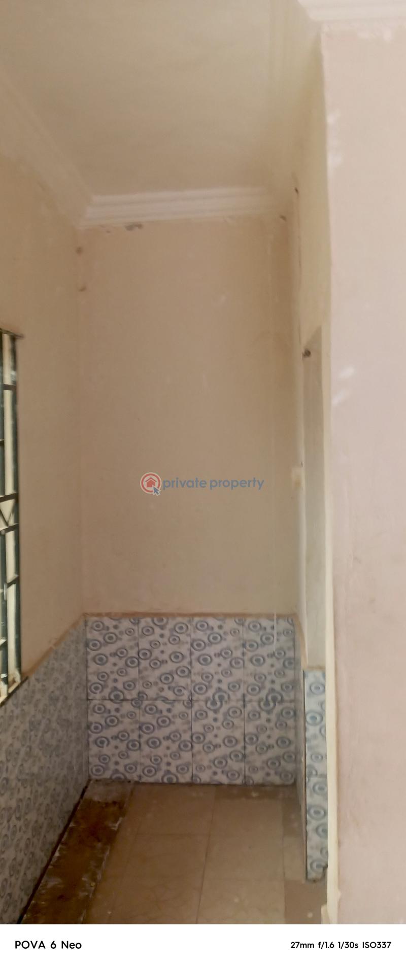 Newly refurbished mini flat - 7 1 bedroom Mini Flat For Rent Giwa Aboru Iyana Ipaja Road Lagos Iyana Ipaja Lagos - 7