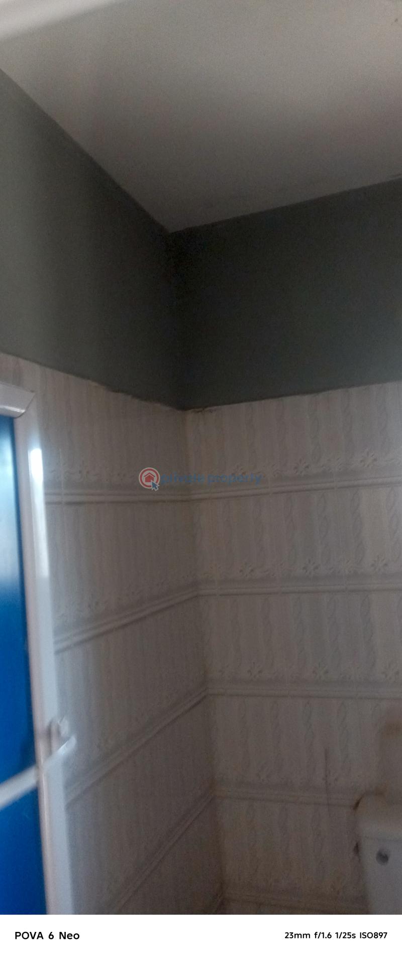1 bedroom Block Of Flats For Rent Governors Road Aboru Iyana Ipaja Rd Lgs Iyana Ipaja Lagos - 2