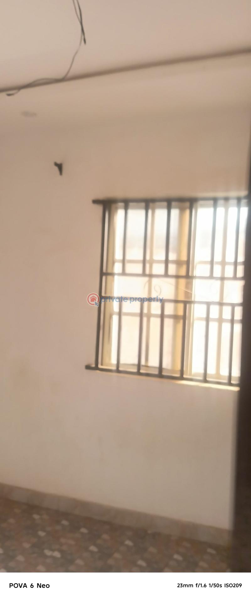 1 bedroom Block Of Flats For Rent Governors Road Aboru Iyana Ipaja Rd Lgs Iyana Ipaja Lagos - 4
