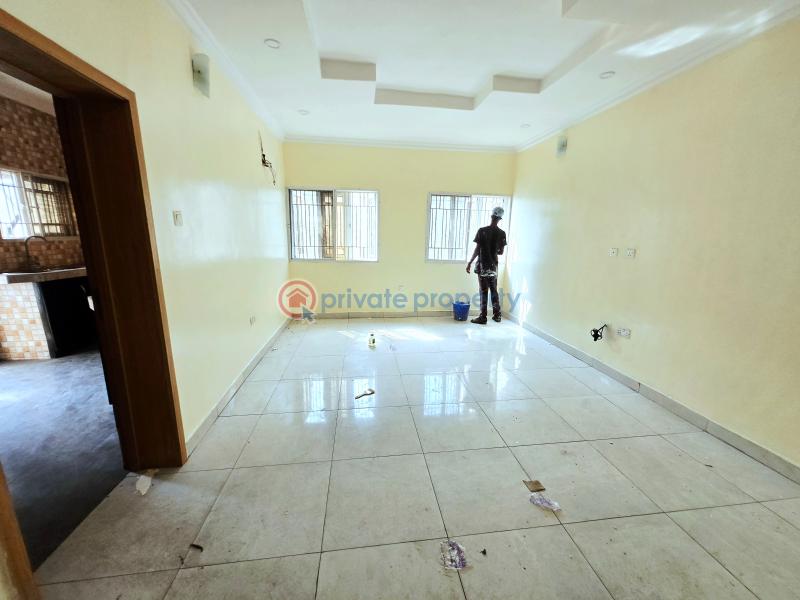 2 bedroom Block Of Flats For Rent Right Side Lekki Phase 1 Lagos - 3