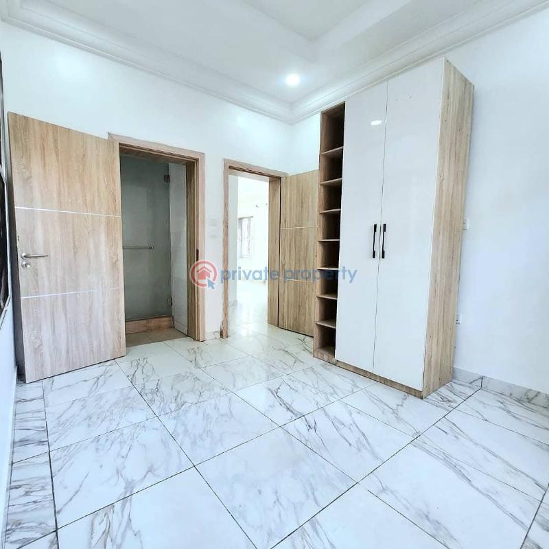 Newly renovated 2 bedroom flat available for rent - 5 2 bedroom Flat & Apartment For Rent Idado Lekki Lagos - 5